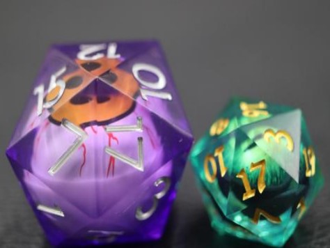 33mm Oversize D20 Chonk Purple Bloodshot Moving Eye Liquid Core Dice