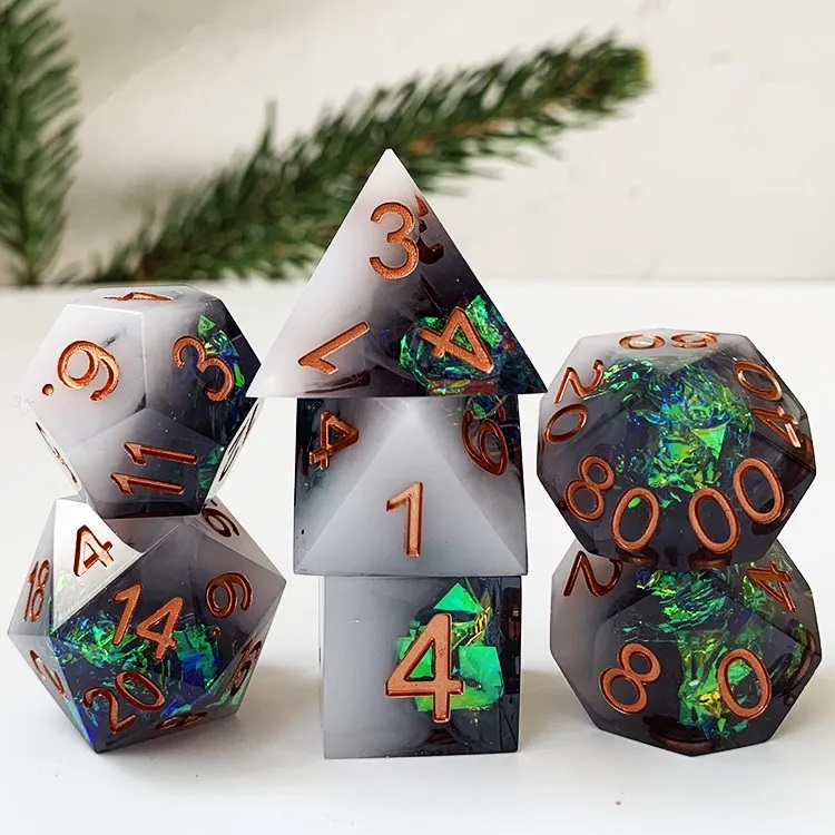 Sharp Edged White Mylar Dice