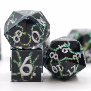 Sharp Edged Emerald Mica Crack Dice